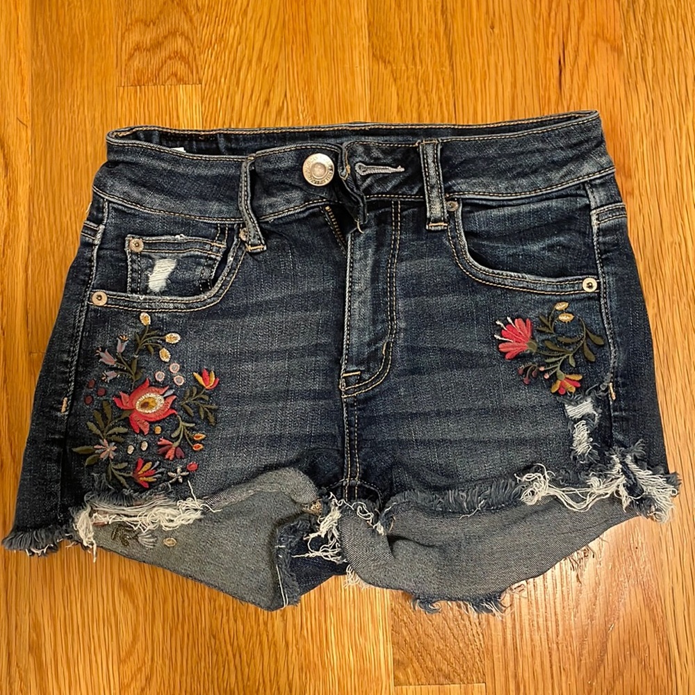Flower jean shorts